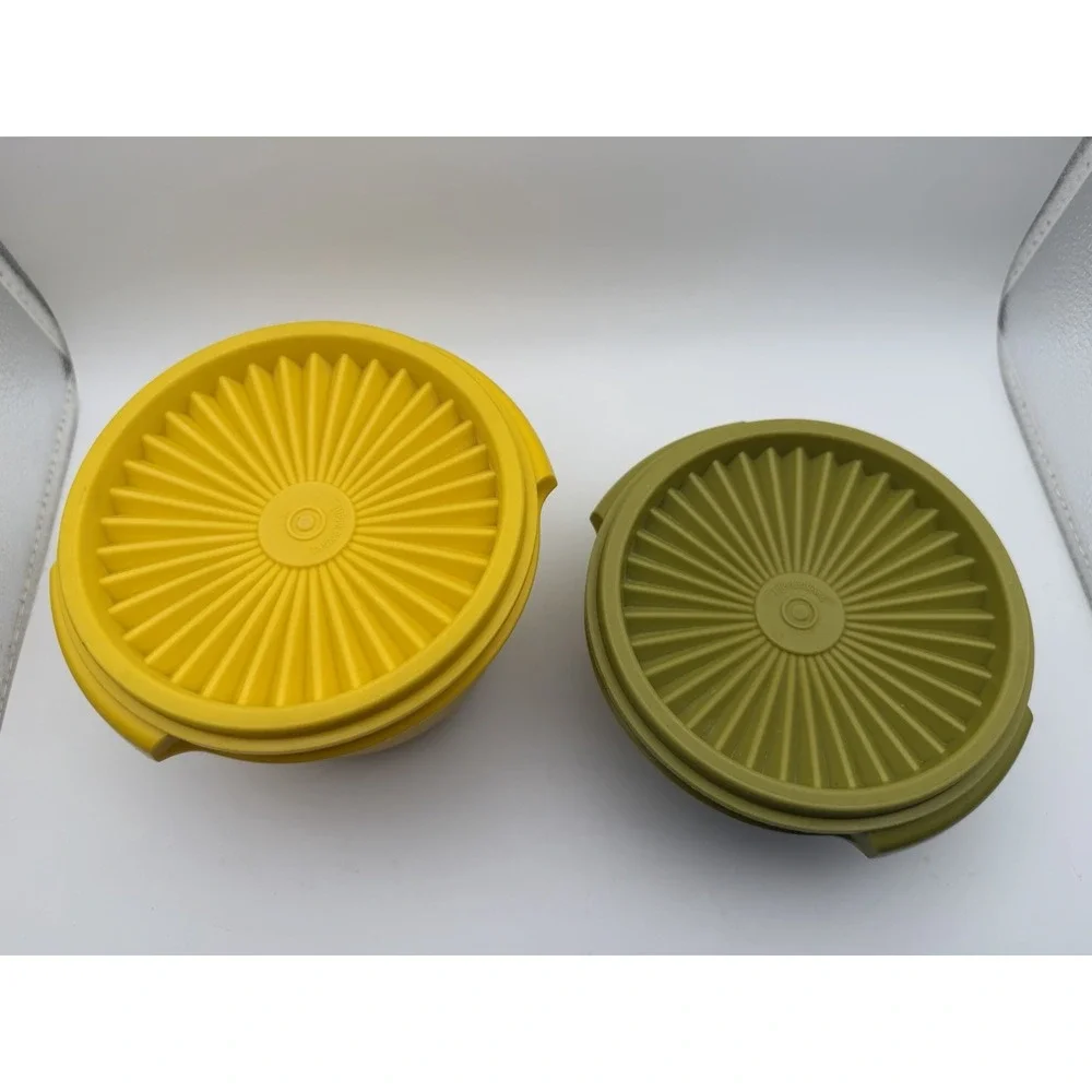 Vtg Set 2 Tupperware Storage Bowls Lids Harvest Gold / Yellow Avocado